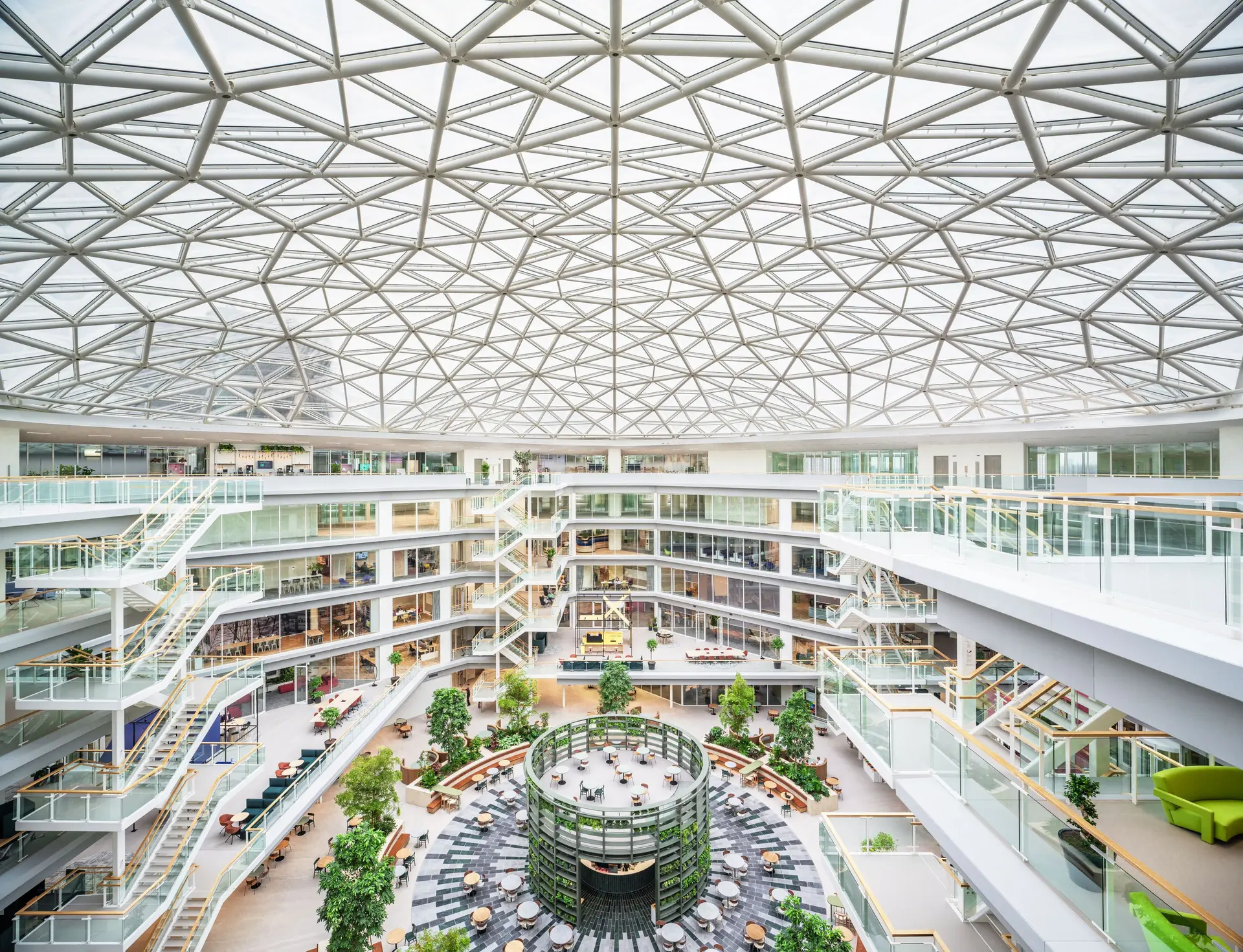 Edge Amsterdam West WELL